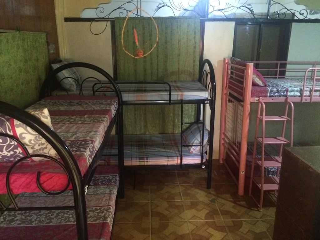Lagrosa Backpackers Hotel Корон Екстериор снимка