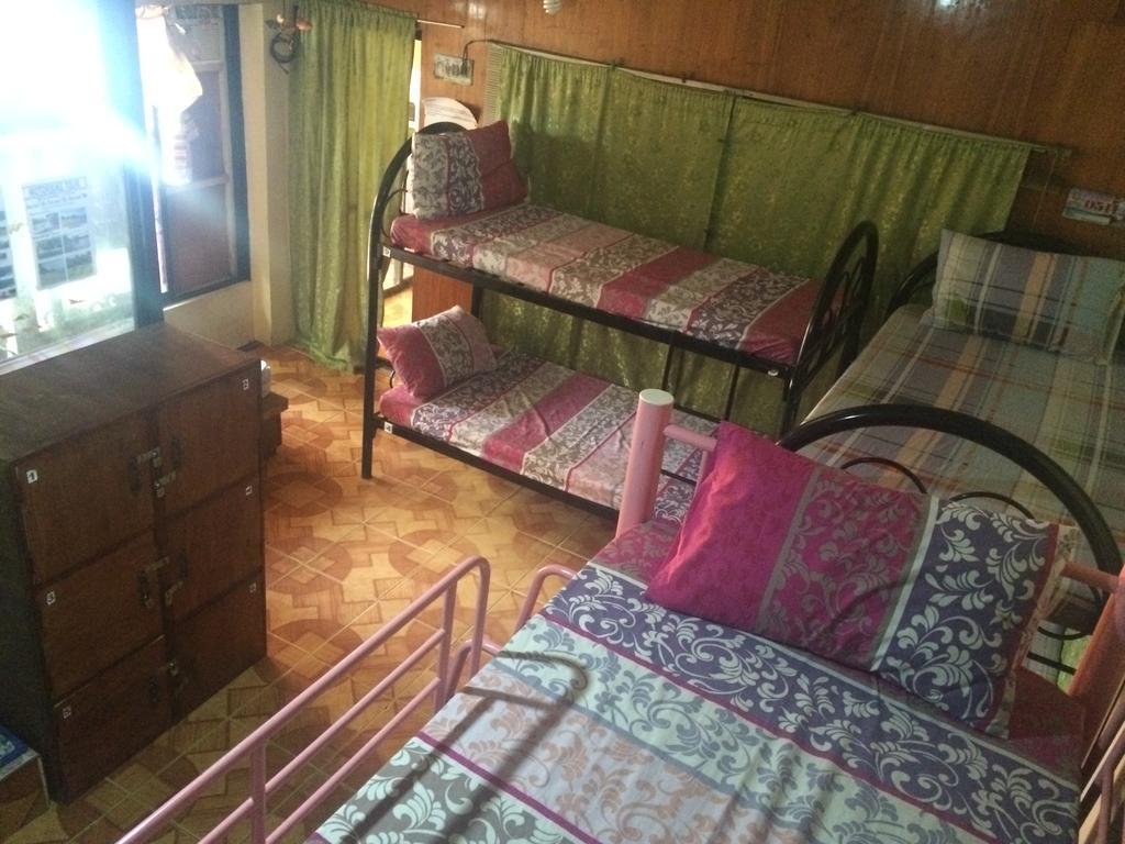 Lagrosa Backpackers Hotel Корон Екстериор снимка