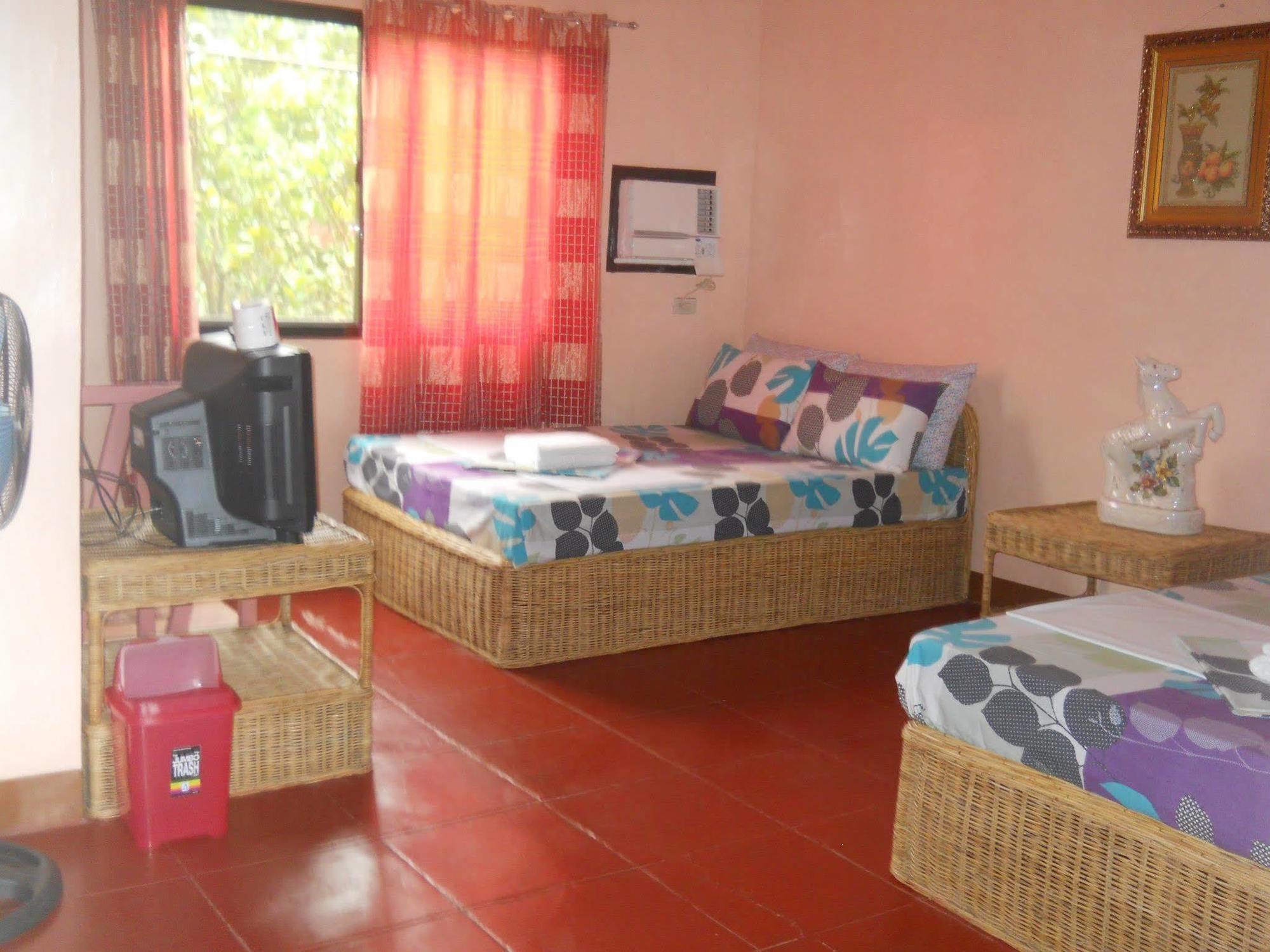 Lagrosa Backpackers Hotel Корон Екстериор снимка
